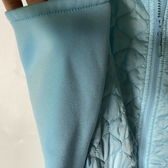 LL Bean Women Quilted Puffer Vest Medium Sleeveless Full Zip Blue Jacket Stretch - Picture 3 of 7